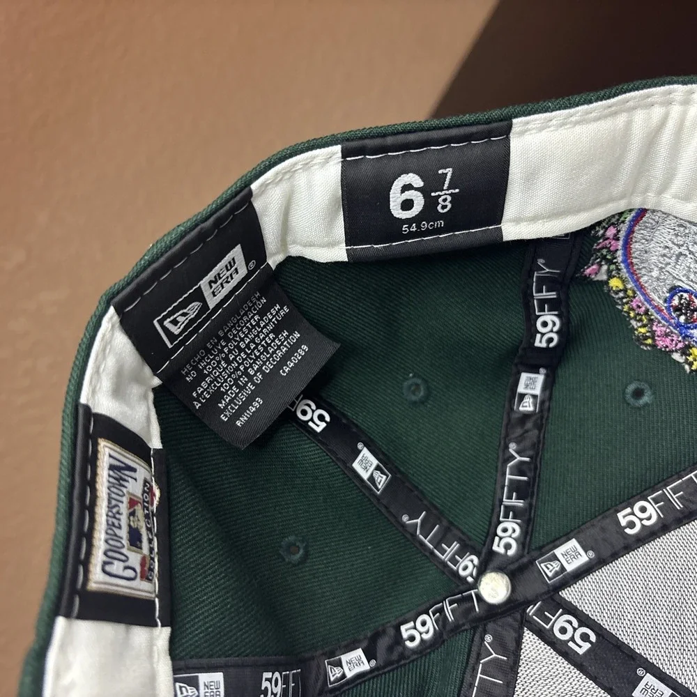 Jae Tips New Era collab Yankee, Green crown, Orange Brim, Pink UV size 6 7/8 kid